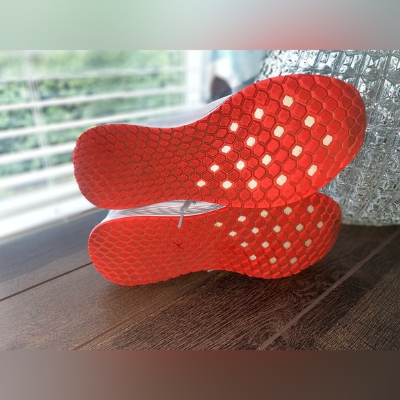 New Balance Fresh Foam Arishi V3 Running Course Shoes - Picture 8 of 16